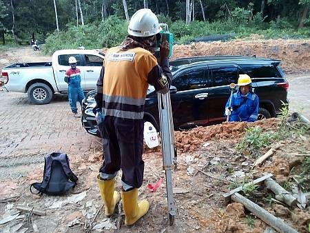 SURVEY TOPOGRAFI